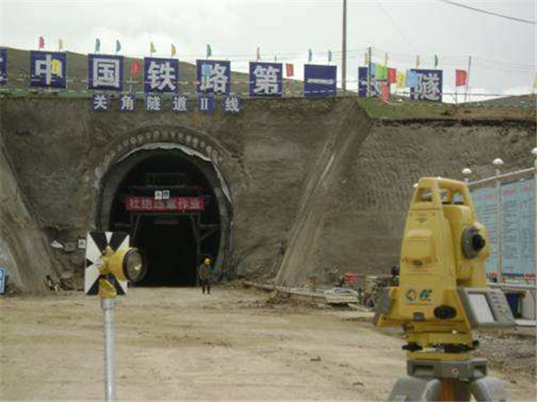 鴻達(dá)工程測(cè)繪與中鐵一局集團(tuán)新運(yùn)工程有限公司達(dá)成合作